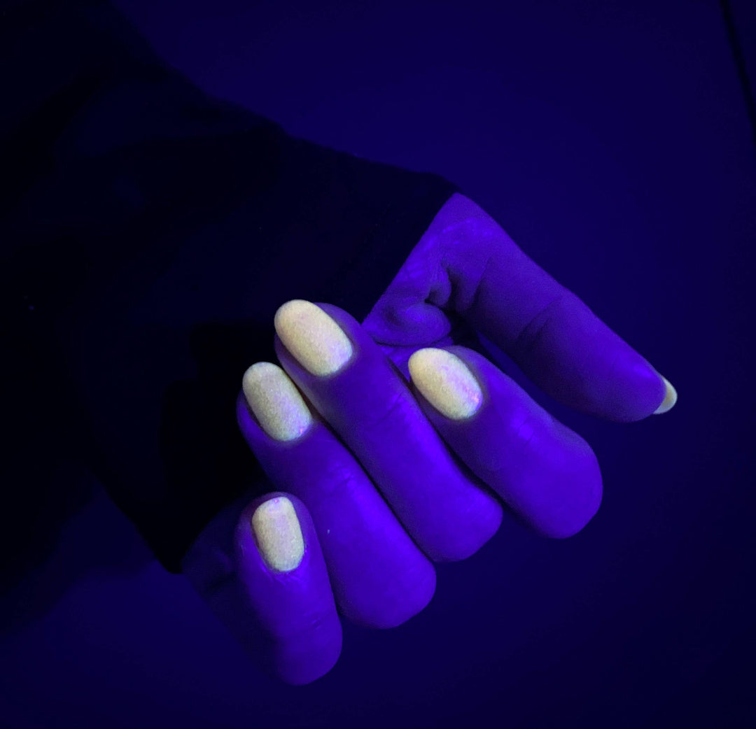 blue glow in the dark nail polish